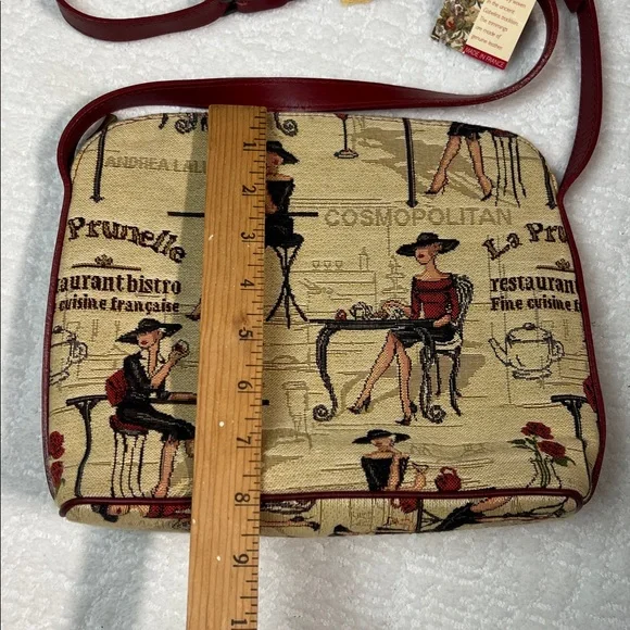 Signare Tapestry Rendezvous crossbody tapestry and leather bag - Picture 3 of 11